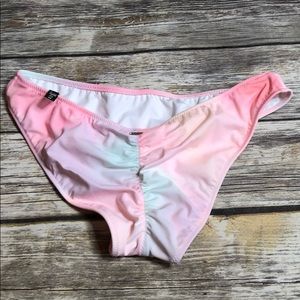 PINK Victoria's Secret Swim - Scrunch Butt Bikini Bottoms PINK Victoria's Secret Swim - Scrunch Butt Bikini Bottoms